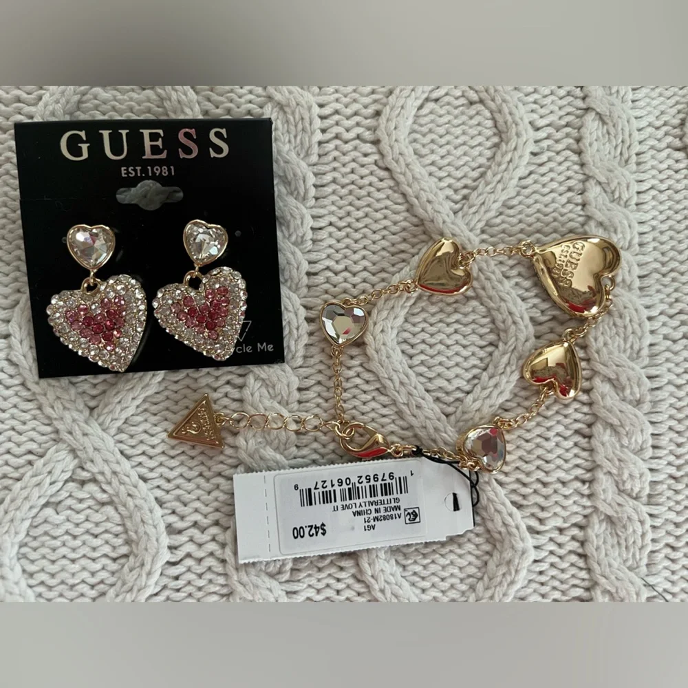 GUESS SET of Gold and Pink Heart Earrings with Matching Bracelet great gift! - Picture 5 of 15